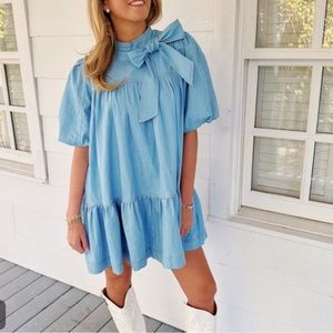 Denim dress with attachable bow